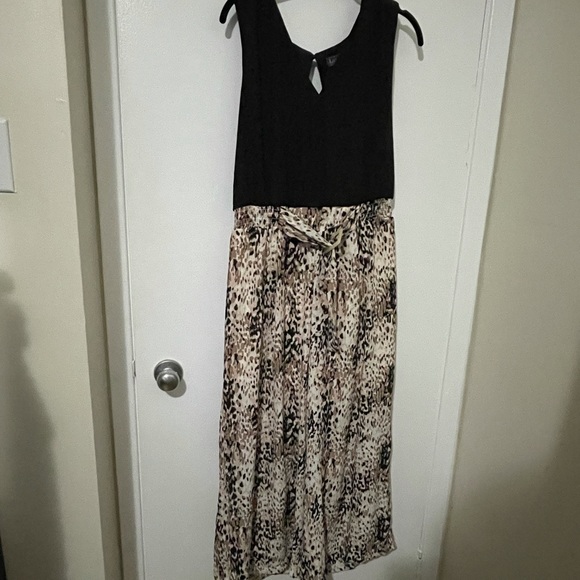 Luxology Crossover Animal Print Jumpsuit Size 16 - Picture 1 of 3